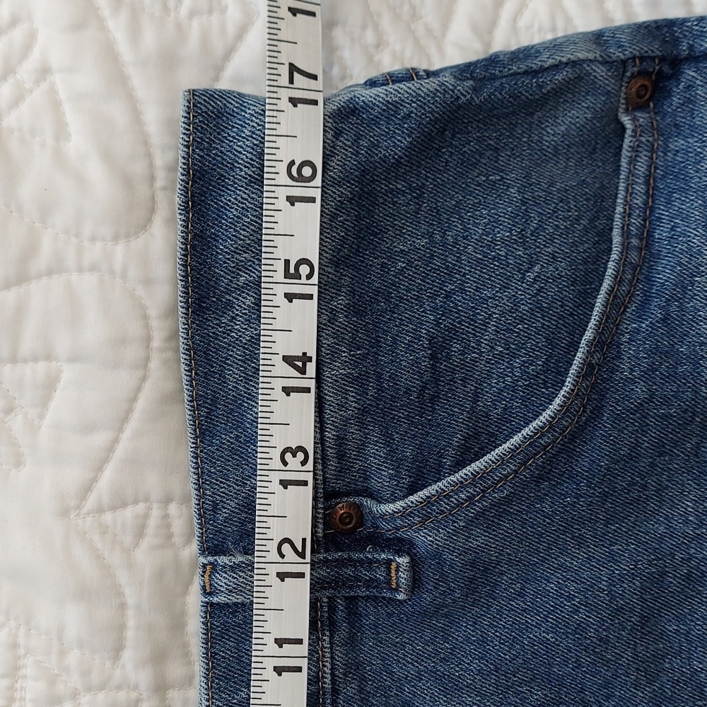Wrangler Straight Leg Light Blue Stretch Denim Jeans, Size 34X30, Like New - Picture 8 of 9